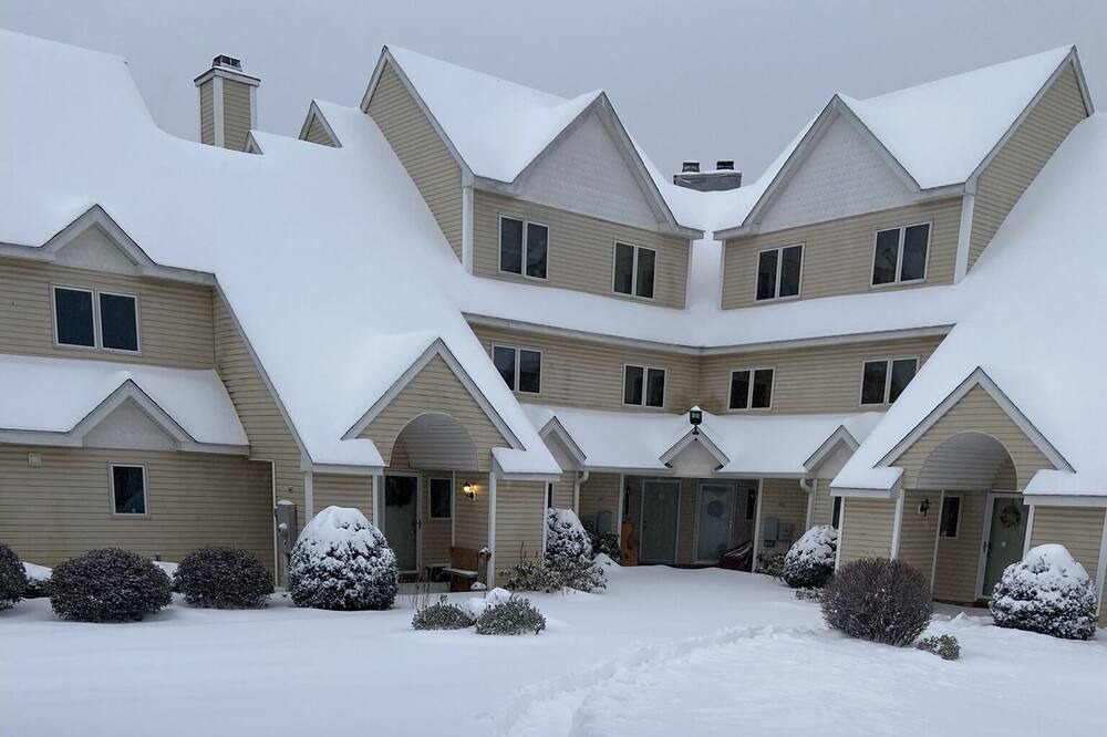 Photo of Outdoor in Oak Hill