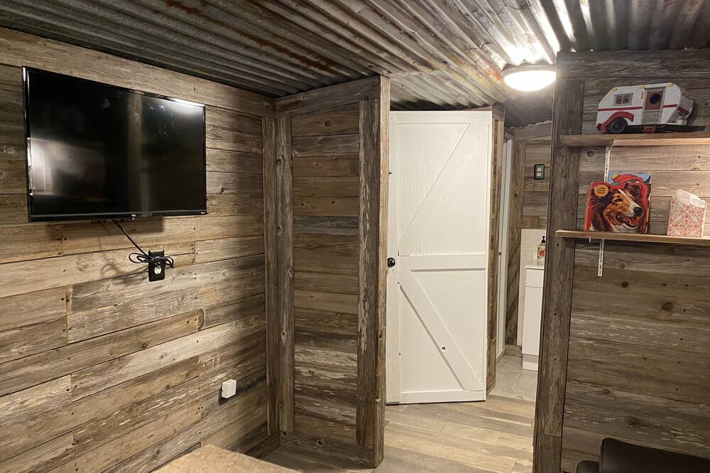 Photo of Bedroom in Oakhurst