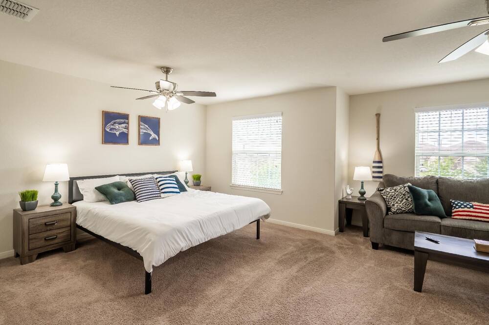 Photo of Bedroom in Medina Valley