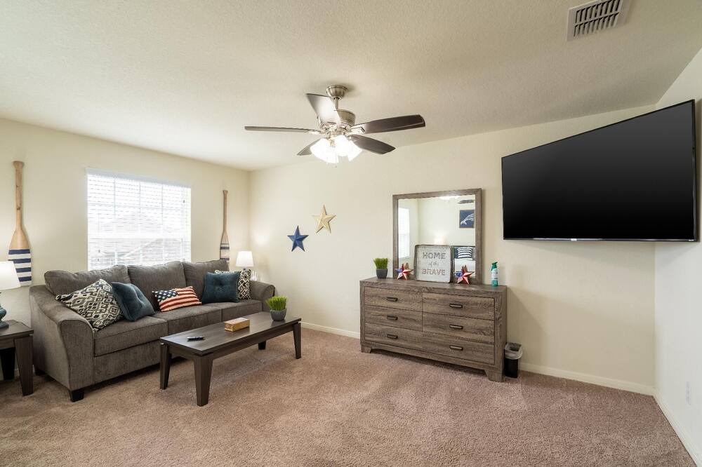 Photo of Bedroom in Medina Valley