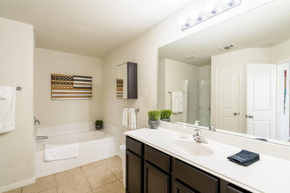 Photo of Bathroom in Medina Valley