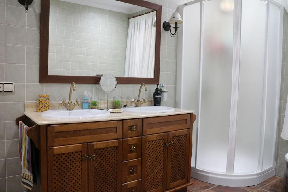 Photo of Bathroom in Huecas