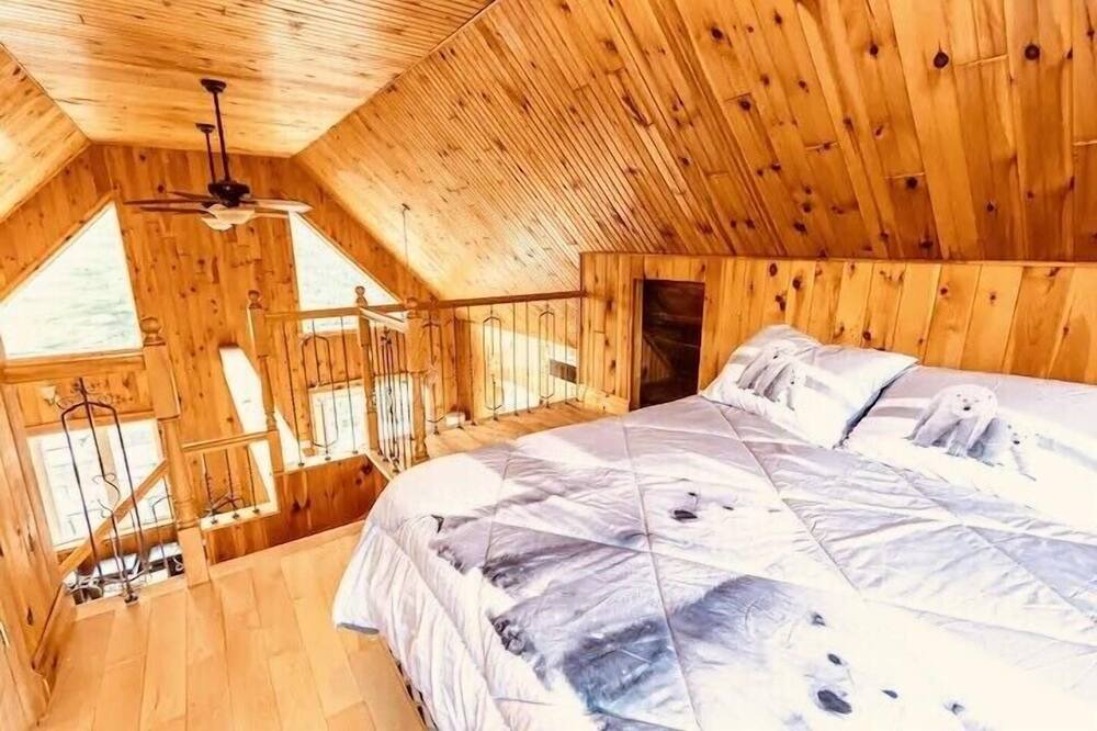 Photo of Bedroom in Deleage
