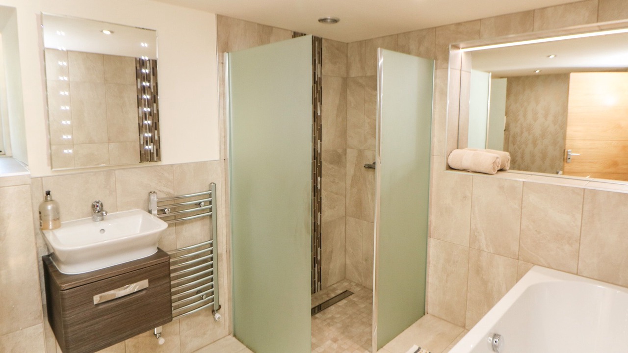 Photo of Bathroom in Two Dales