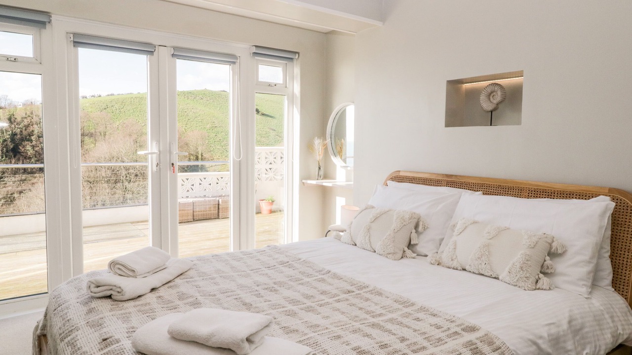 Photo of Others in Downderry