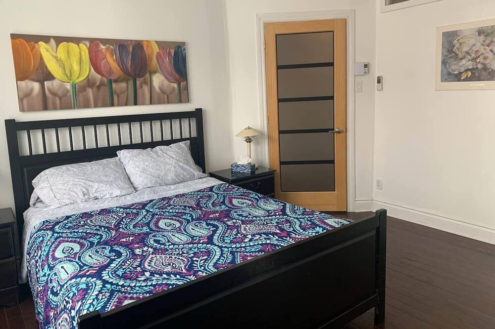 Photo of Bedroom in Saint Hyacinthe