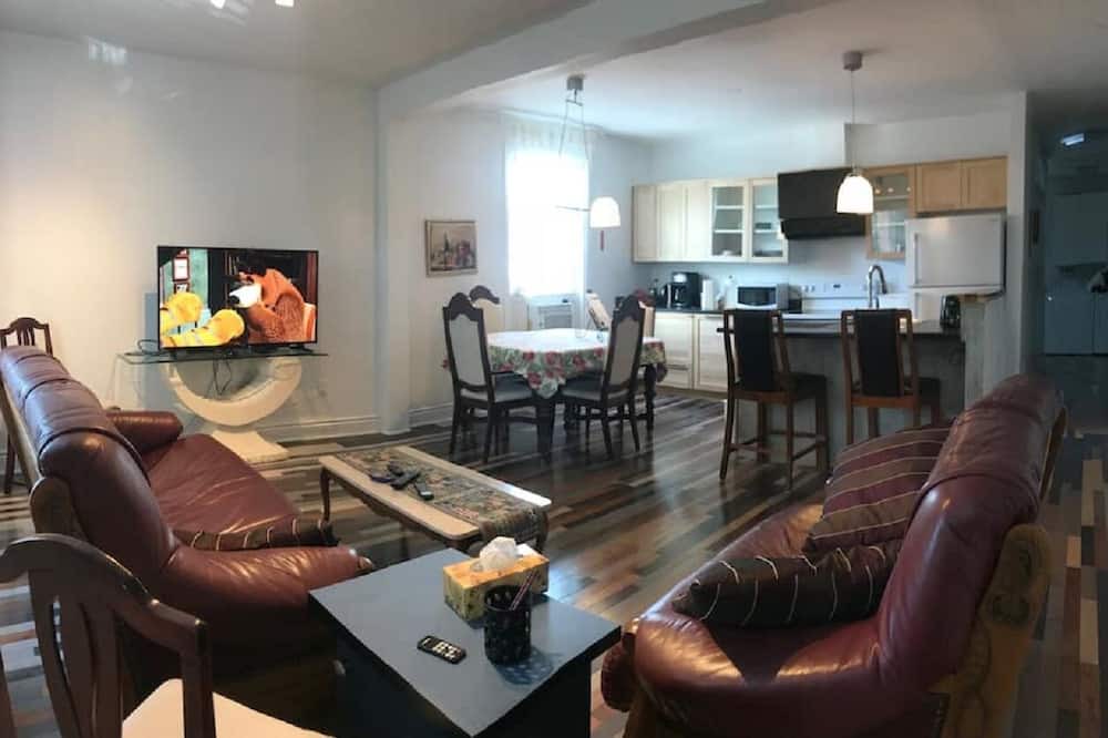 Photo of Livingroom in Saint Hyacinthe