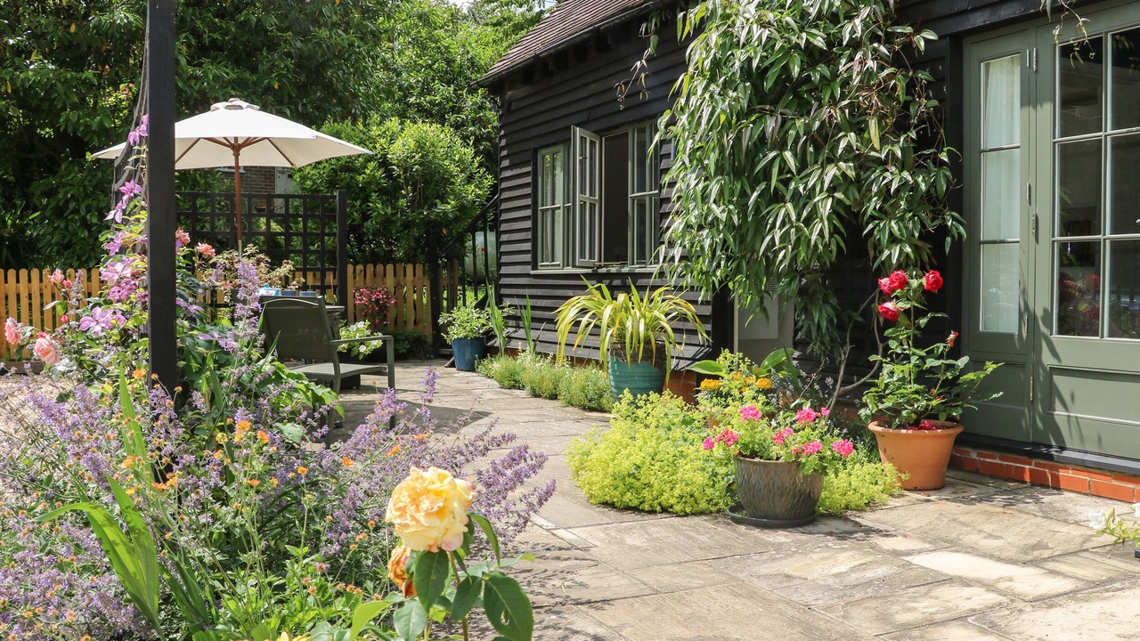 Photo of Others in Five Oak Green