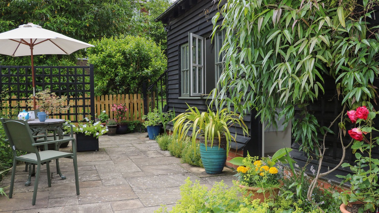 Photo of Others in Five Oak Green