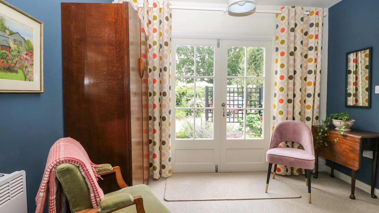 Photo of Others in Five Oak Green