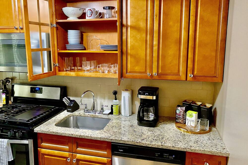 Photo of Kitchen in West Plaza