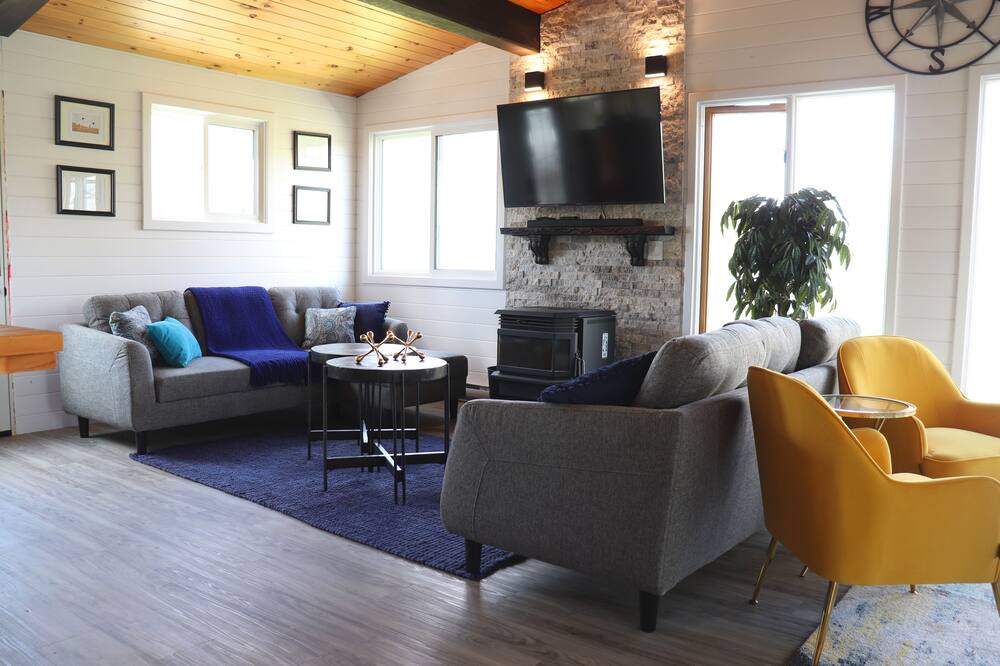 Photo of Livingroom in Lac du Bonnet