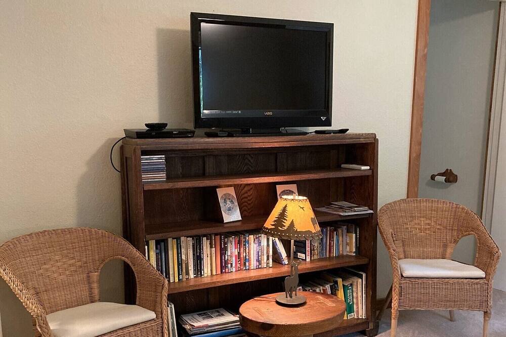 Photo of Bedroom in Apple Hill