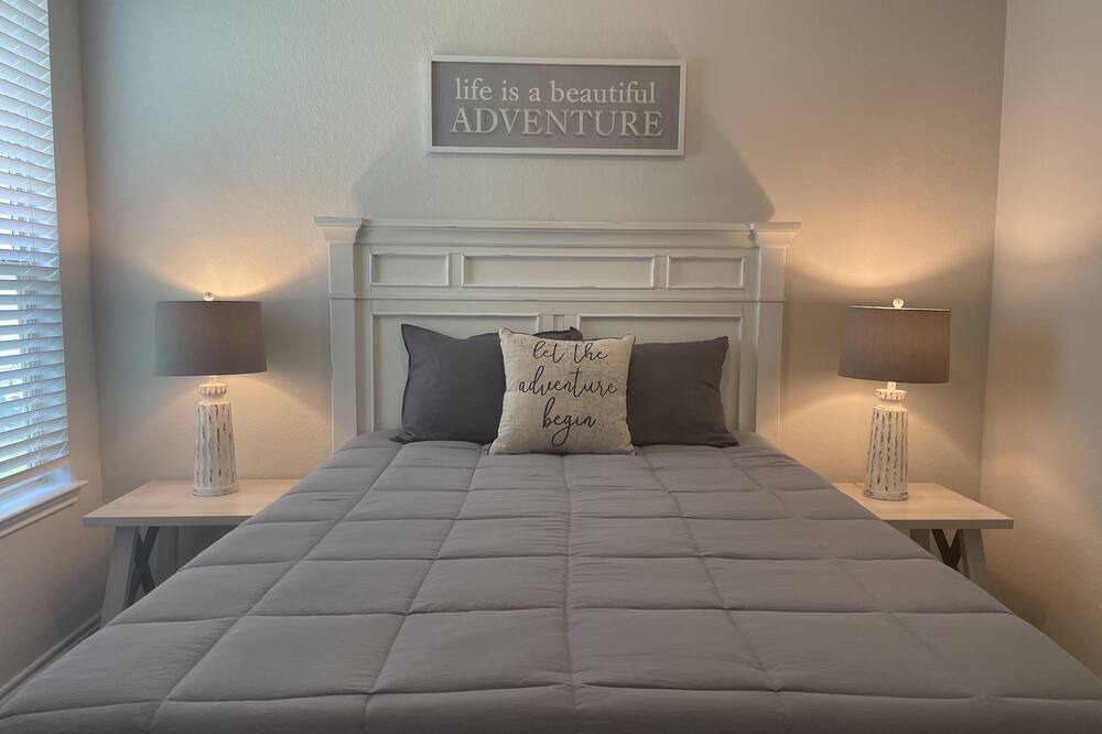 Photo of Bedroom in Wellborn