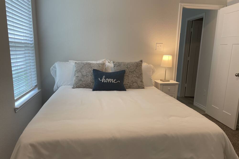 Photo of Bedroom in Wellborn