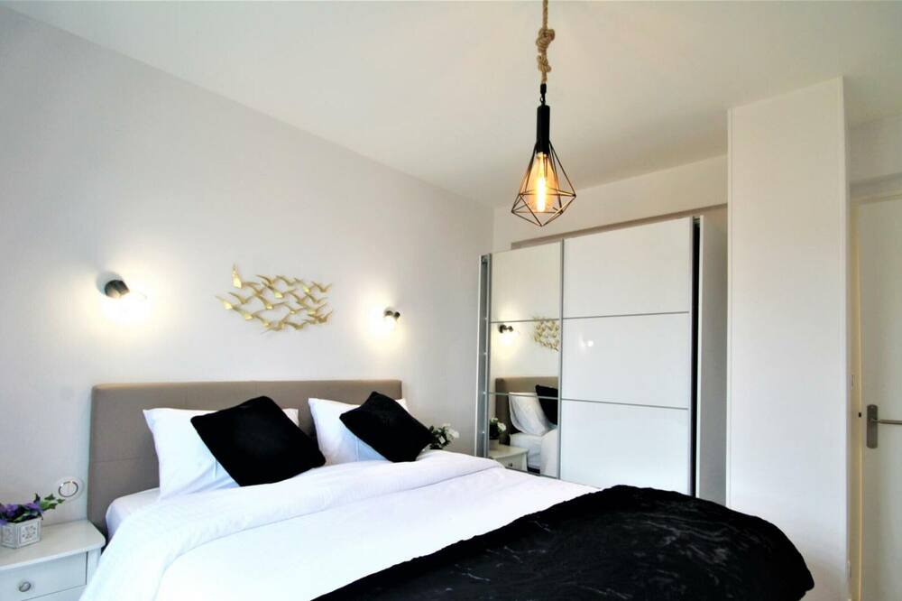Photo of Bedroom in Fecamp