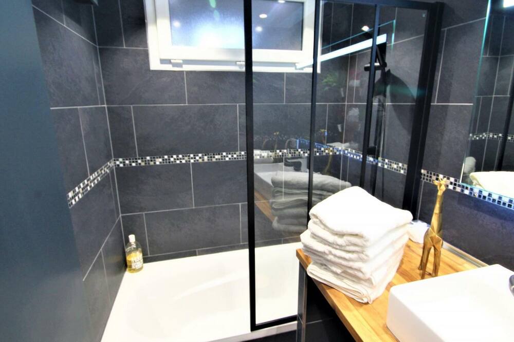 Photo of Bathroom in Fecamp