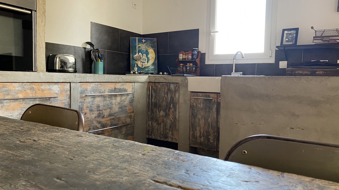 Photo of Kitchen in Loriol-du-Comtat