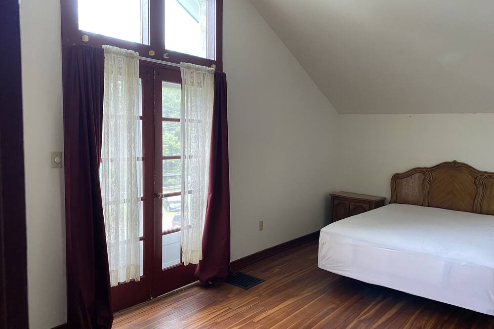 Photo of Bedroom in Forestport