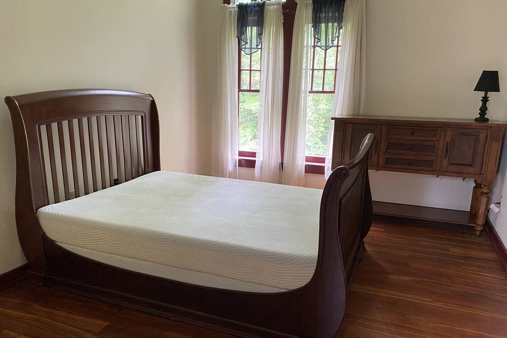 Photo of Bedroom in Forestport
