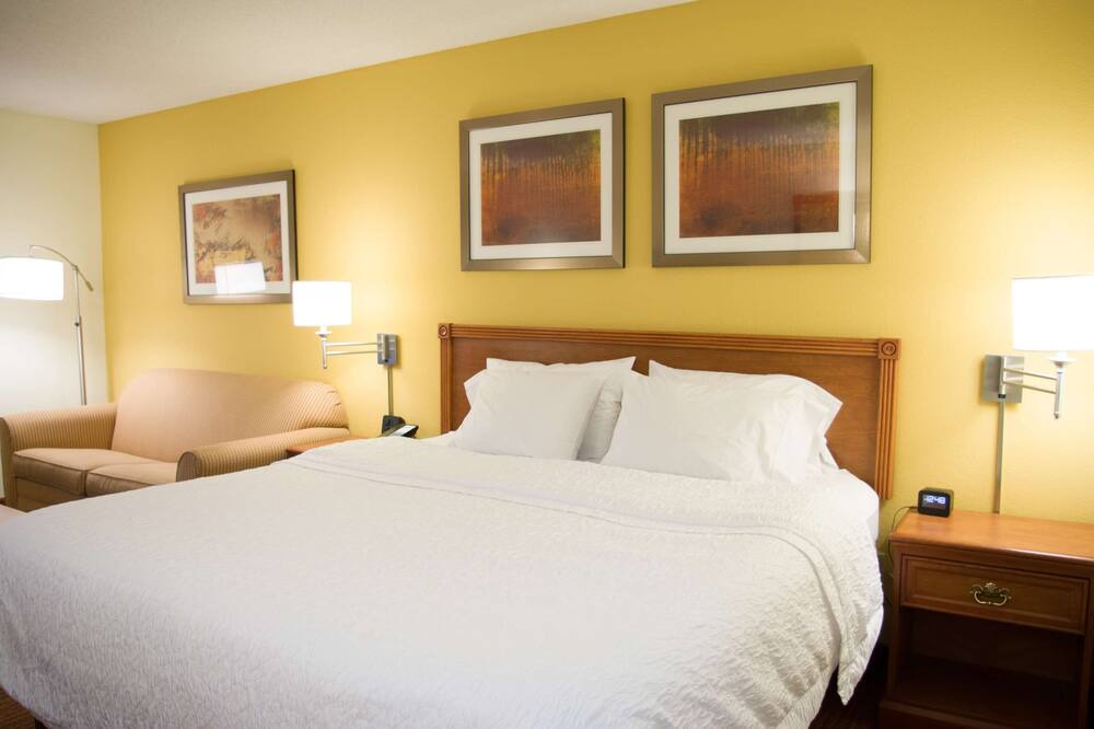 Photo of Bedroom in Chesterfield