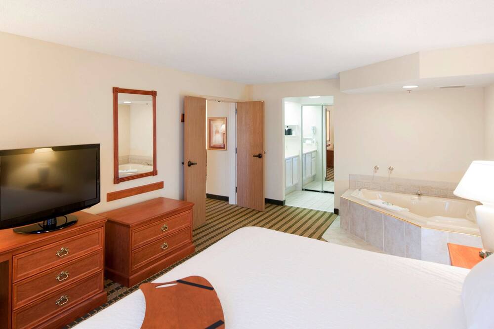 Photo of Bedroom in Chesterfield
