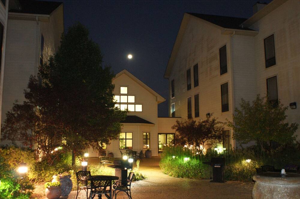 Photo of Outdoor in Chesterfield