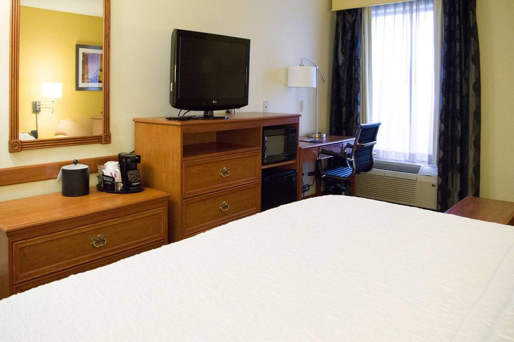 Photo of Bedroom in Chesterfield