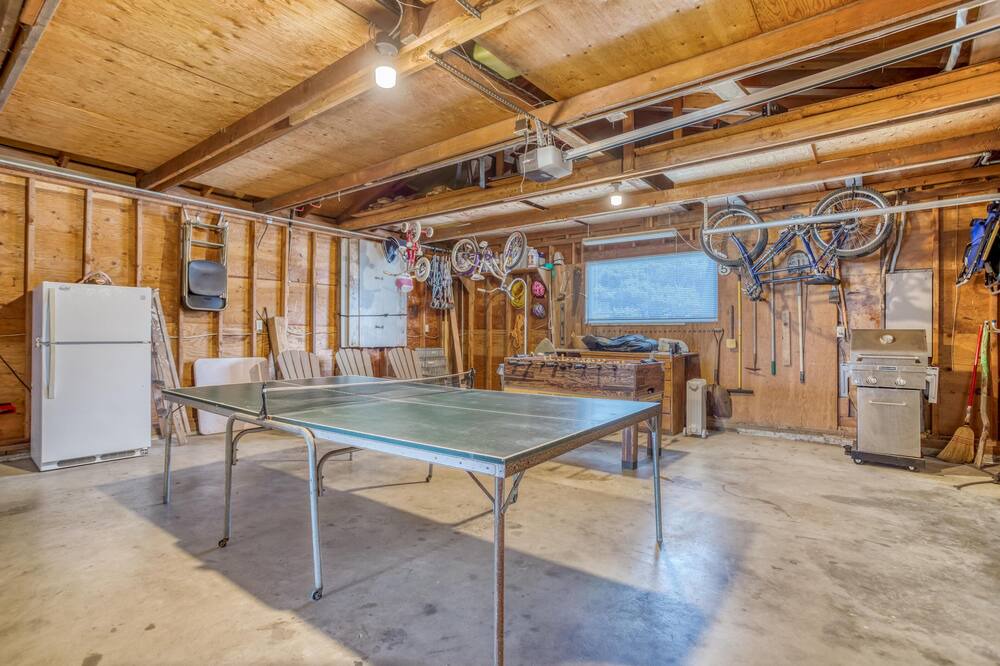 Photo of Bedroom in Neskowin
