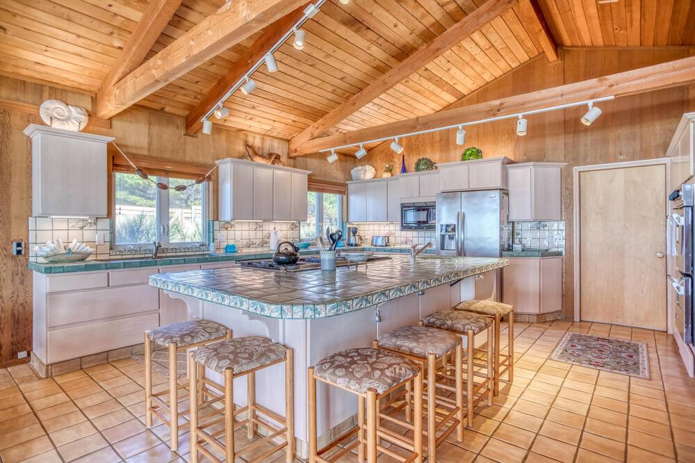 Photo of Kitchen in Neskowin