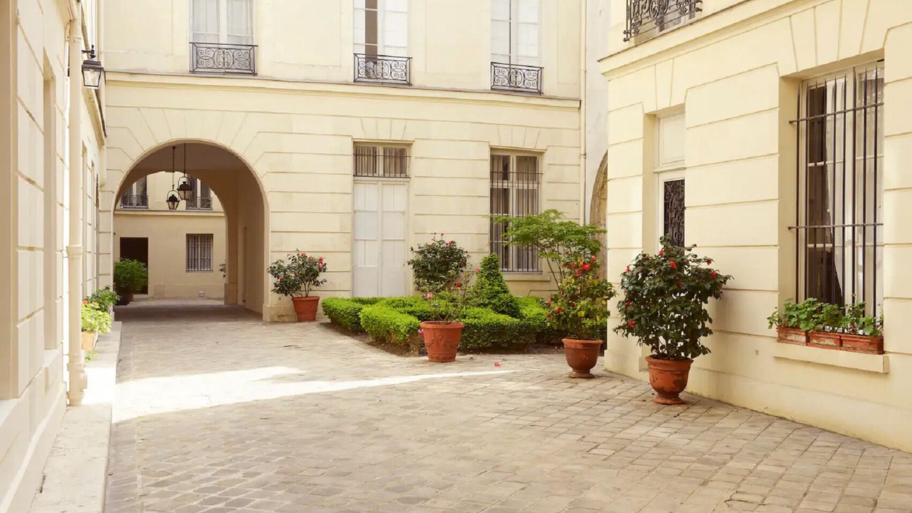 Photo of Outdoor in Arsenal