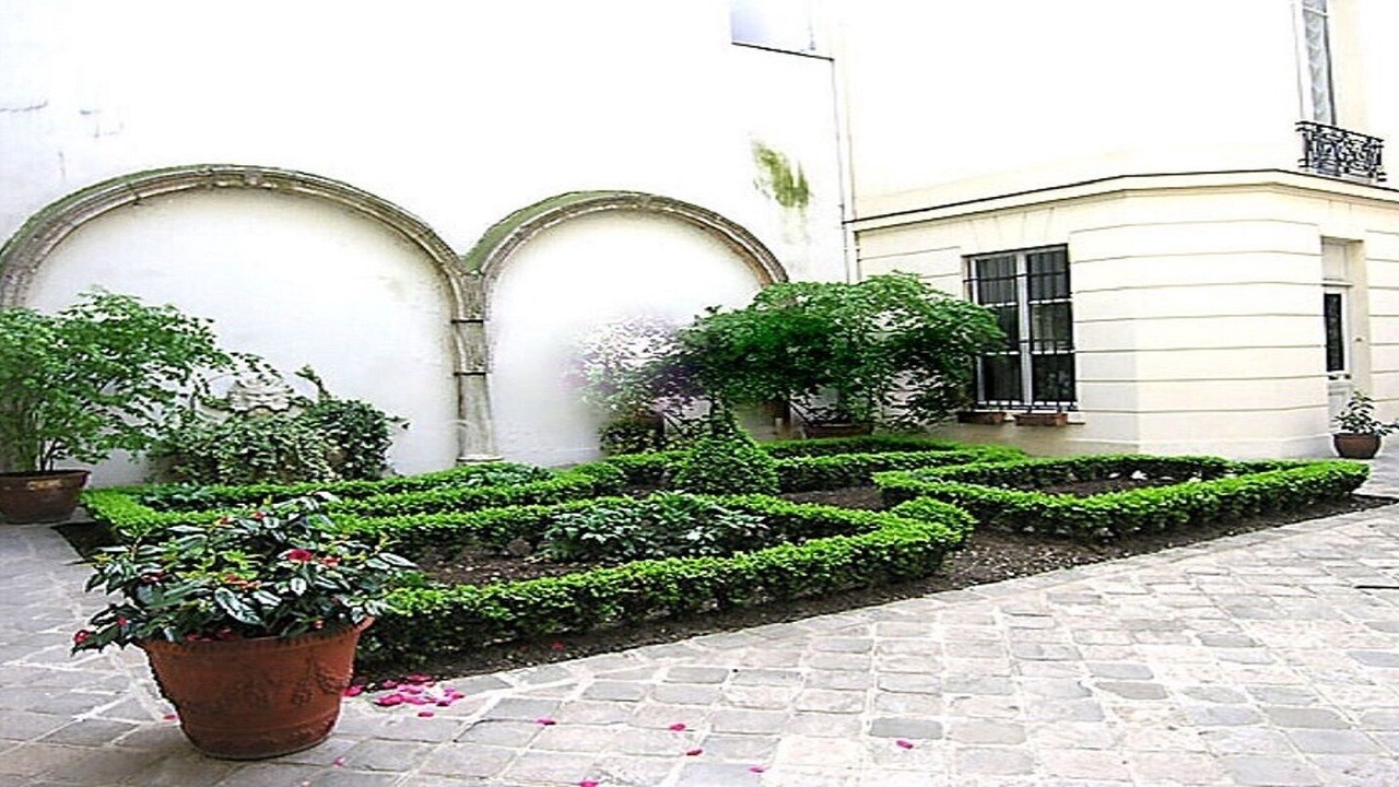 Photo of Outdoor in Arsenal
