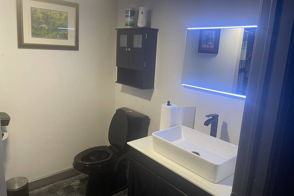Photo of Bathroom in Dimondale
