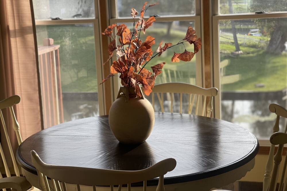 Photo of Kitchen in Dimondale
