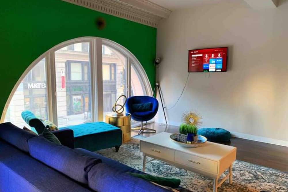 Photo of Livingroom in Inner Harbor