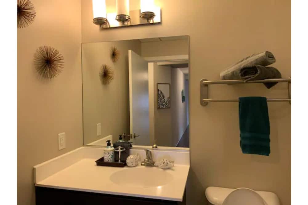 Photo of Bathroom in Inner Harbor