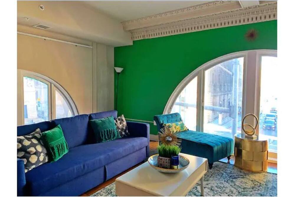 Photo of Bedroom in Inner Harbor