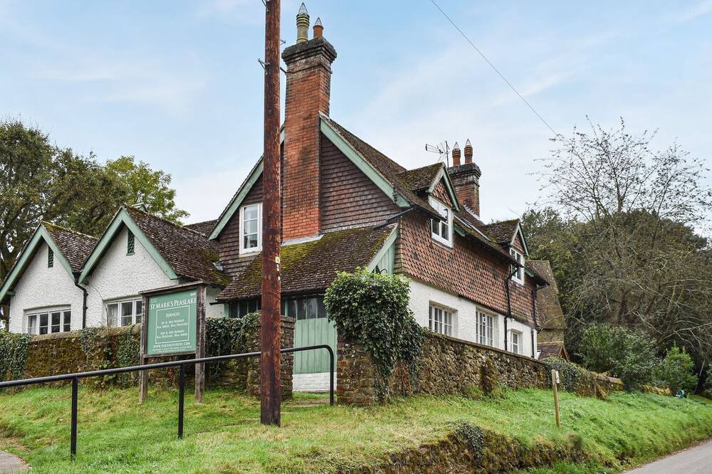 Photo of Outdoor in Peaslake