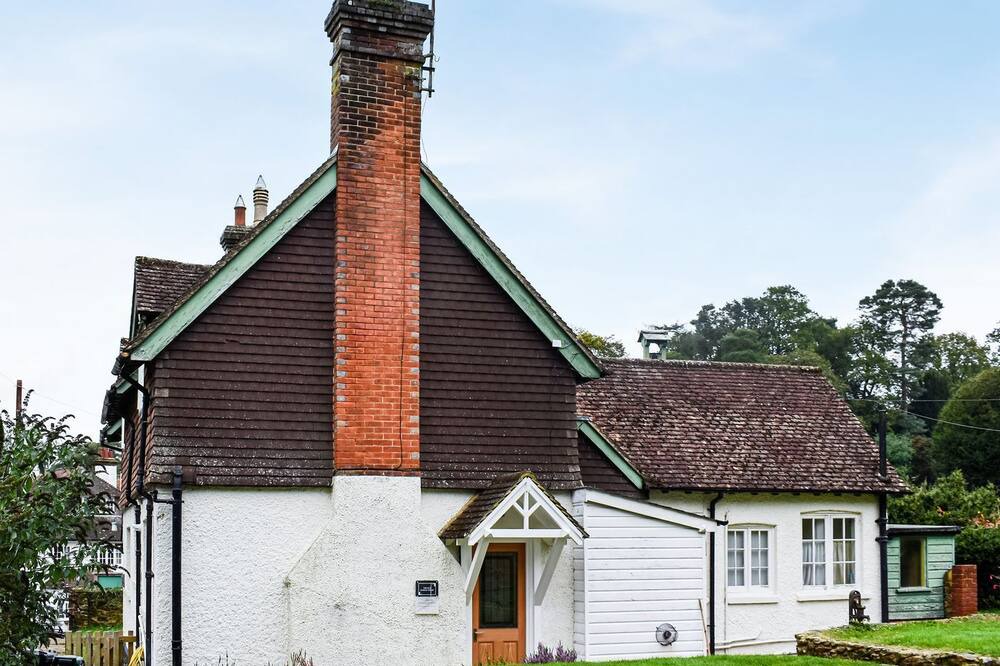 Photo of Outdoor in Peaslake