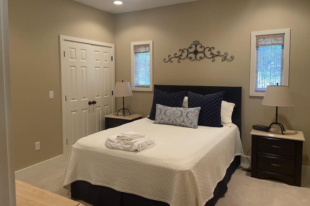 Photo of Bedroom in Drasco