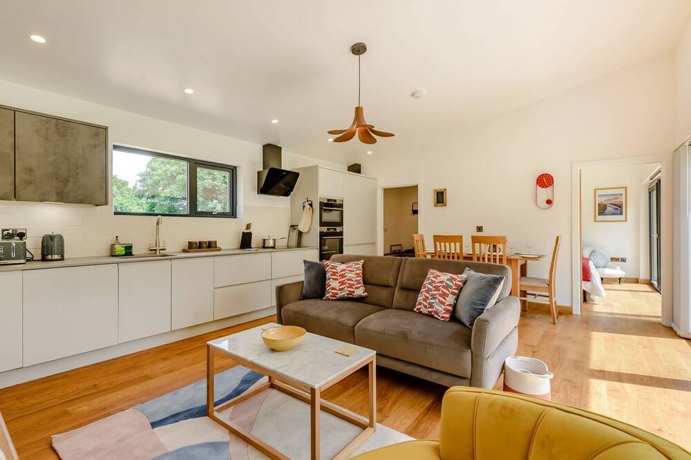 Photo of Livingroom in Beckley