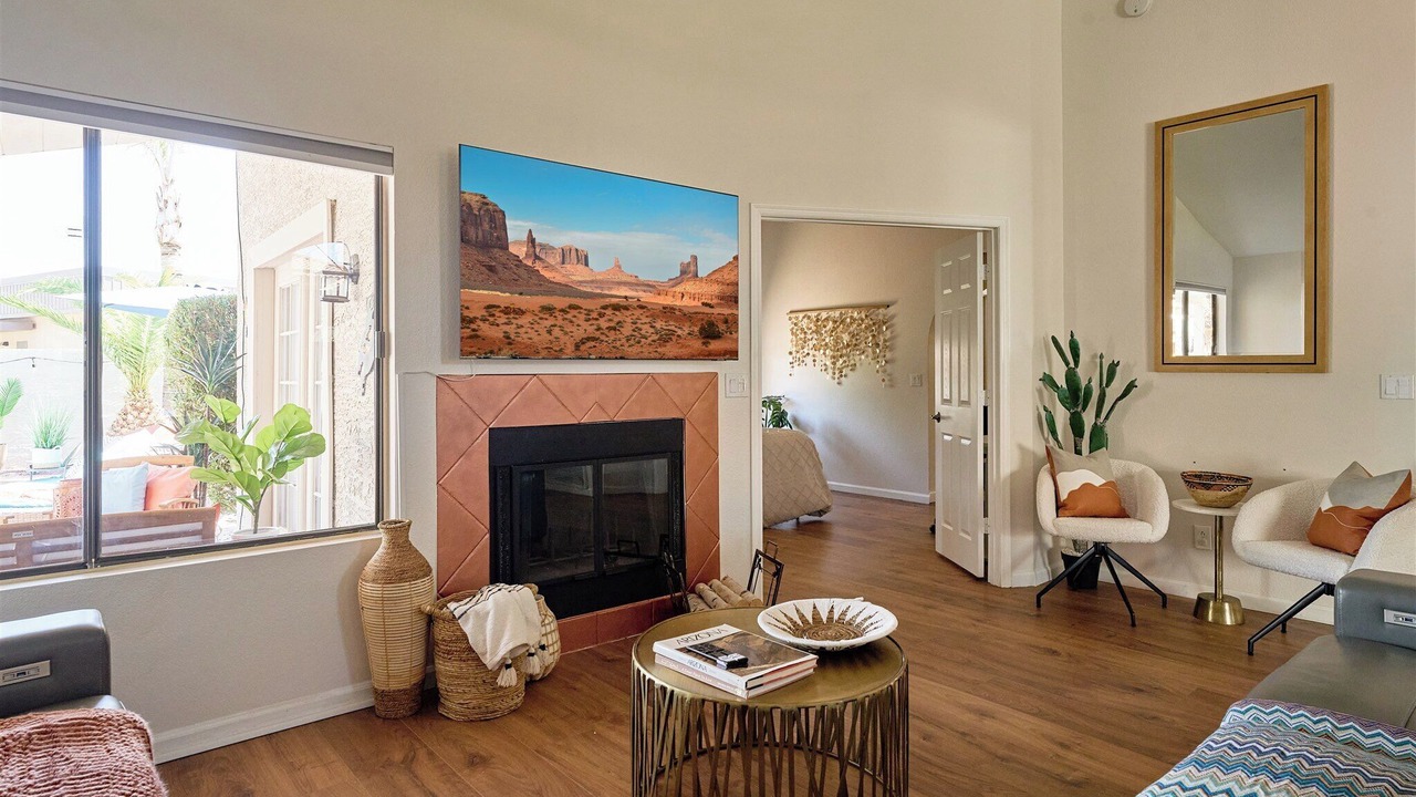 Photo of Livingroom in Casa Rica North