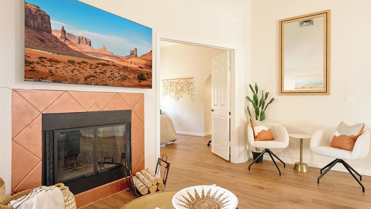 Photo of Livingroom in Casa Rica North