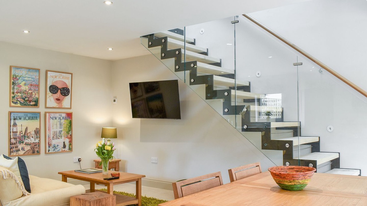 Photo of Others in Martin