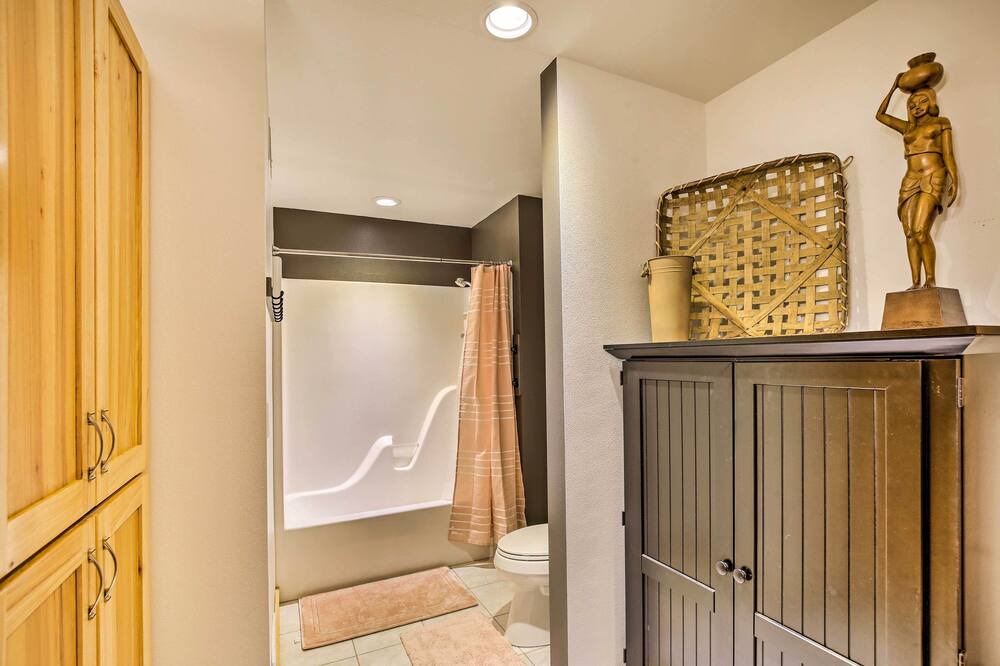Photo of Bathroom in Brill
