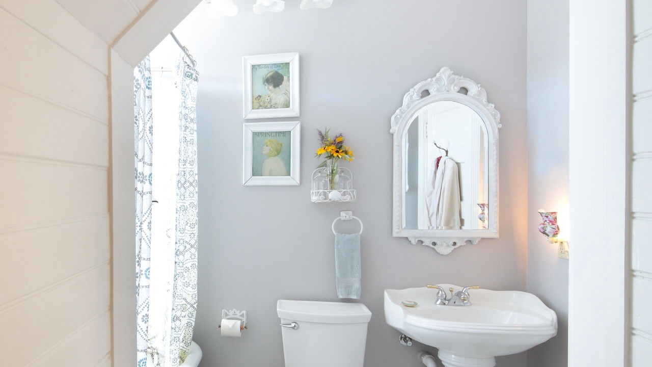 Photo of Bathroom in Cloverdale