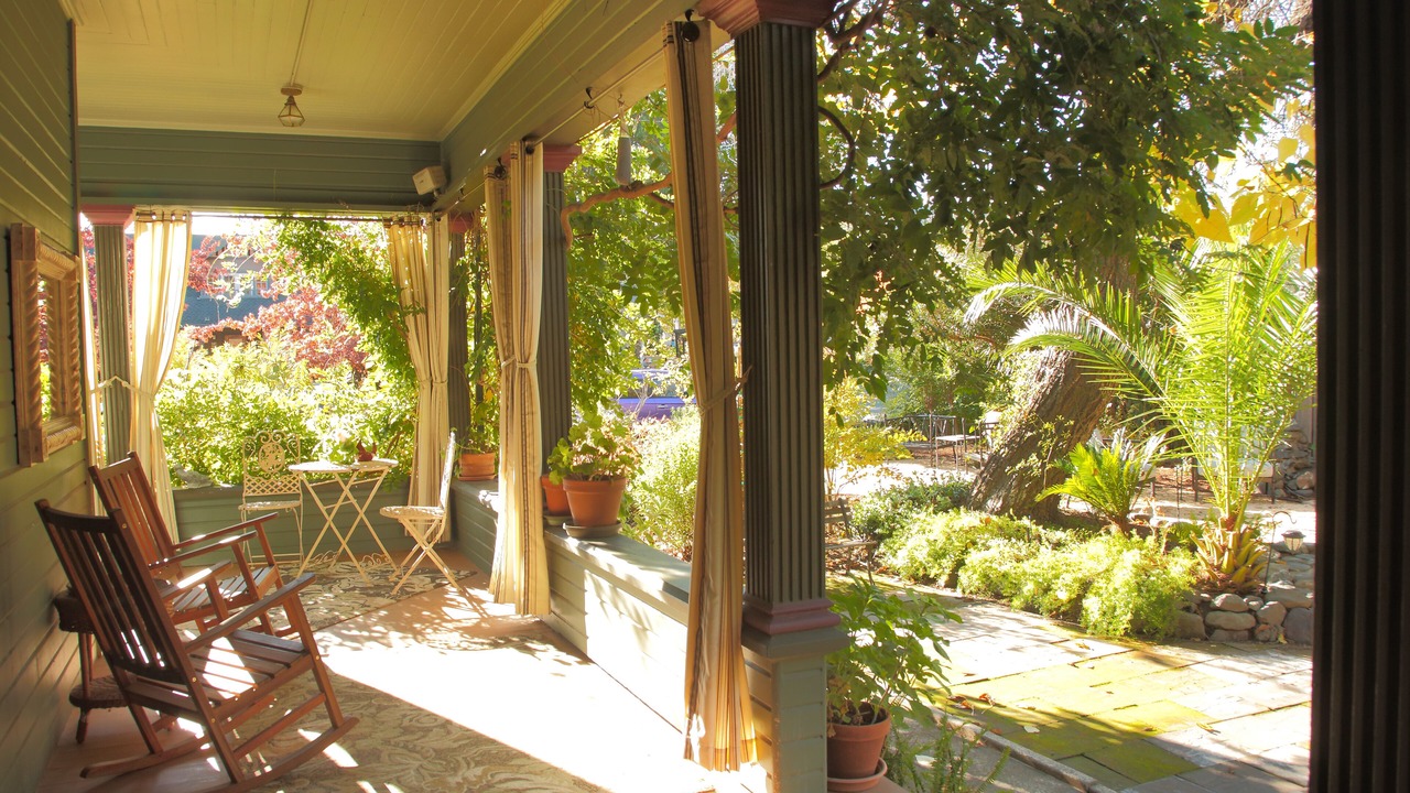 Photo of Patio Balcony in Cloverdale