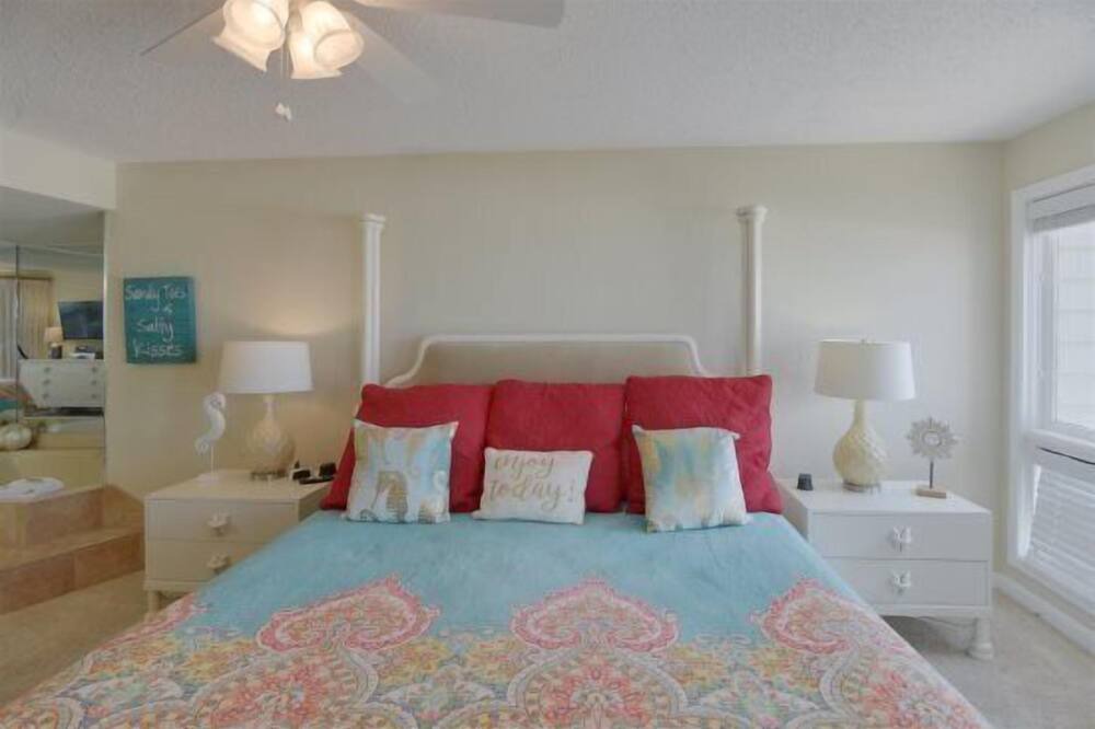 Photo of Others in Crystal Beach