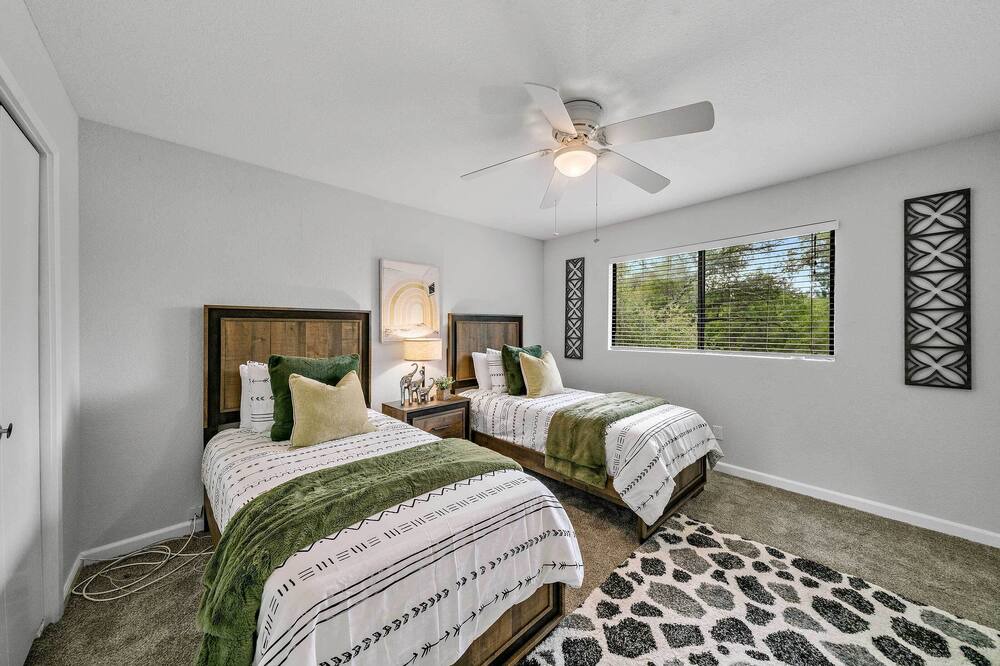 Photo of Bedroom in Loomis