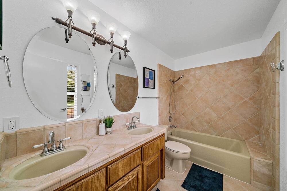 Photo of Bathroom in Loomis